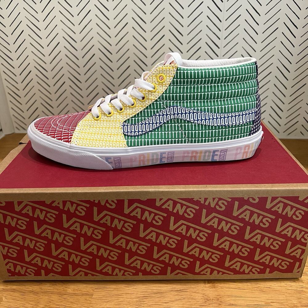 NEW MENS VANS SKATE SK-8 Hi PRIDE RAINBOW CANVAS SHOES‎ SIZE 10 Colorful